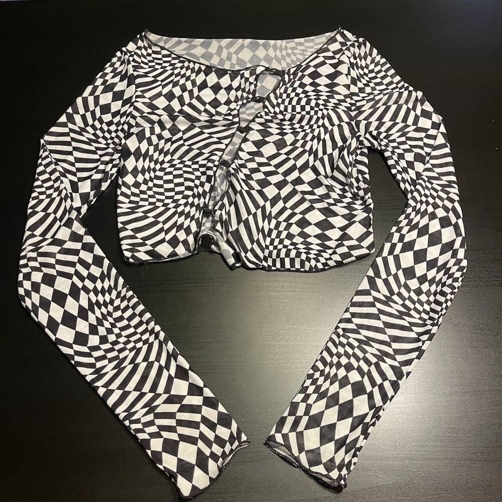Y2k Black & White Optical Illusion Mesh Shirt Size Small
